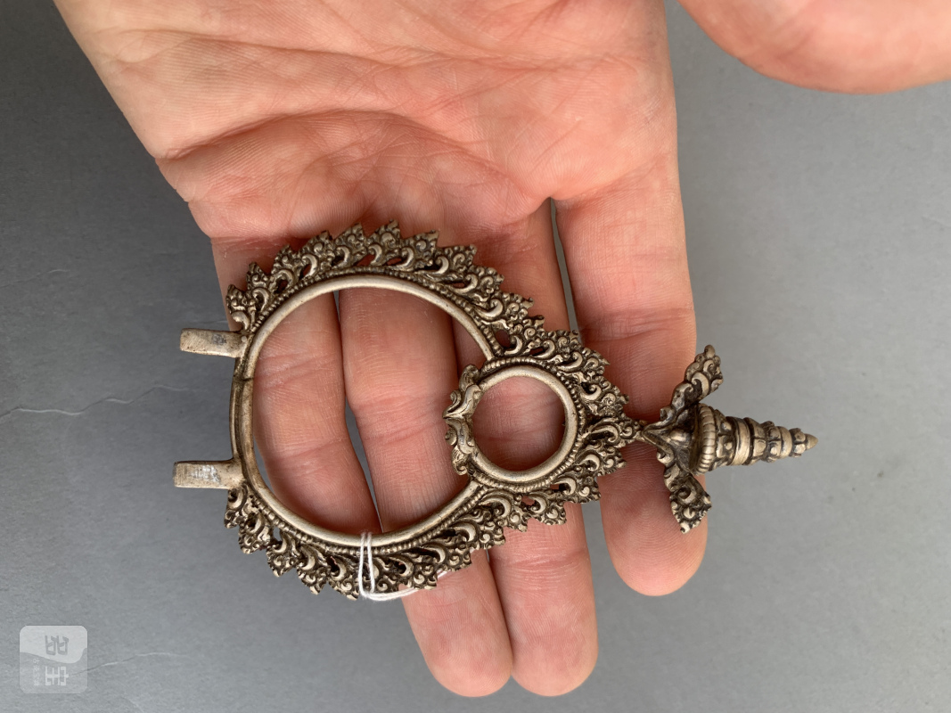 a silver figure of Buddha Shakyamuni - 图12
